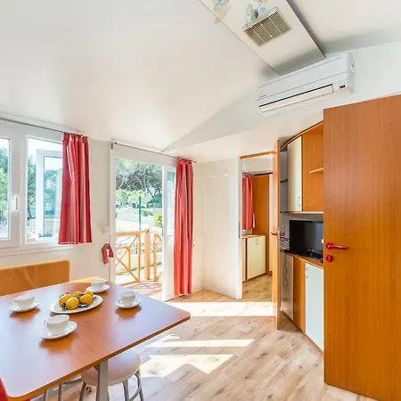 Mobile Homes Lovre 3* Pakoštane