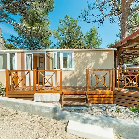 Mobile Homes Lovre